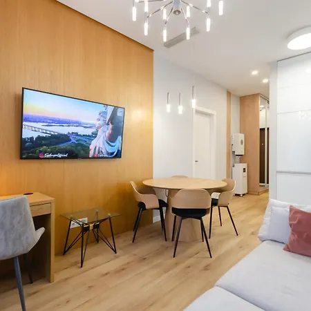 на видалення!petrovdom 267-373 In Rc Park, 7 John Mccain Street كييف